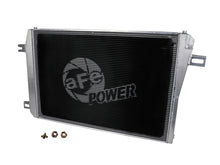 Charger l&#39;image dans la galerie, aFe BladeRunner Street Series Tube &amp; Fin Aluminum Radiator 06-10 GM Diesel Trucks 6.6L V8