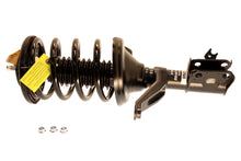 Laden Sie das Bild in den Galerie-Viewer, KYB Shocks &amp; Struts Strut Plus Front Right HONDA CR-V 2006-2005