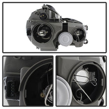 Load image into Gallery viewer, Xtune Mercedes Benz W210 E-Class 00-02 Projector Headlights Black PRO-CL-MW21099-BK