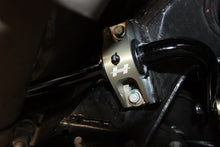 Cargar imagen en el visor de la galería, Hotchkis Heavy Duty Billet Sway Bar Bushing Brackets