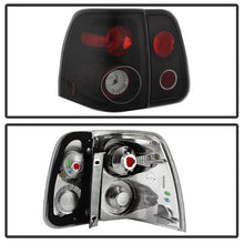 Cargar imagen en el visor de la galería, Spyder Lincoln Navigator 03-06 Euro Style Tail Lights Black ALT-YD-LN03-BK