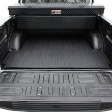 Carica l&#39;immagine nel visualizzatore di Gallery, Westin 2015-2018 Ford F-150 (6.5ft Bed) Truck Bed Mat - Black