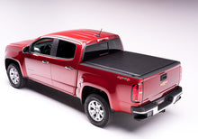 Cargar imagen en el visor de la galería, Truxedo 15-20 GMC Canyon &amp; Chevrolet Colorado 5ft Deuce Bed Cover