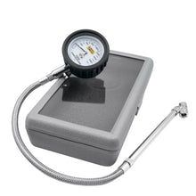 Carica l&#39;immagine nel visualizzatore di Gallery, Autometer 150 PSI Analog Tire Pressure Gauge