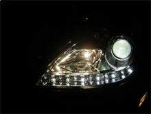 Cargar imagen en el visor de la galería, Spyder Mercedes Benz SLK 05-10 Projector Xenon/HID Model- DRL Chrm PRO-YD-MBSLK05-HID-DRL-C