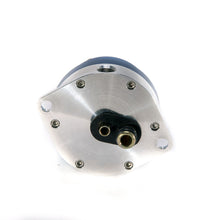 Laden Sie das Bild in den Galerie-Viewer, BBK 94-98 Mustang 5.0 / 4.6 Adjustable Fuel Pressure Regulator