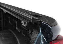 Cargar imagen en el visor de la galería, Truxedo 2020 GMC Sierra &amp; Chevrolet Silverado 2500HD &amp; 3500HD 6ft 9in Sentry CT Bed Cover