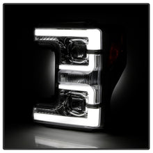 Cargar imagen en el visor de la galería, Spyder 17-18 Ford F250/F350/F450 Super Duty Halogen Model Only -White Light Bar- PRO-YD-FS17HALSI-C