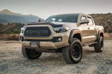 Laden Sie das Bild in den Galerie-Viewer, EGR 16-17 Toyota Tacoma Superguard Hood Shield - Matte (305085)