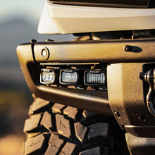 Carica l&#39;immagine nel visualizzatore di Gallery, Rigid Industries 2021+ Ford Mod Bumper Triple SR-M Fog Light Kit