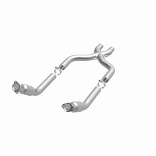 गैलरी व्यूवर में इमेज लोड करें, MagnaFlow 13-14 Ford Mustang 5.8L OEM Underbody Direct Fit EPA Compliant Catalytic Converter