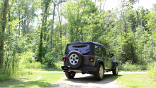 Carica l&#39;immagine nel visualizzatore di Gallery, Corsa 18+ Jeep Wrangler JL 2.5in Dual Rear Exit Polished Tips Sport Axle-Back Exhaust