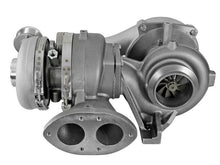 Carica l&#39;immagine nel visualizzatore di Gallery, aFe BladeRunner Street Series Turbocharger Ford Diesel Trucks 08-10 V8-6.4L (td)