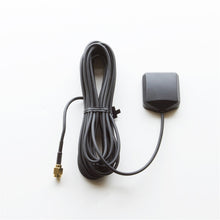 Laden Sie das Bild in den Galerie-Viewer, Autometer GPS Antenna 16ft Cable Black 10HZ Replacement