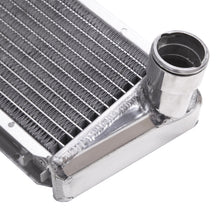 Carica l&#39;immagine nel visualizzatore di Gallery, CSF 05-11 Porsche Boxster (987) / 05-11 Porsche 911 Carrera (997) Center Radiator