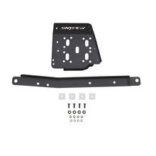 गैलरी व्यूवर में इमेज लोड करें, Westin/Snyper 07-17 Jeep Wrangler Transfer Case Skid Plate - Textured Black