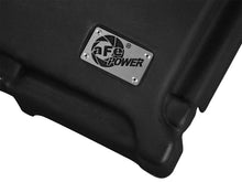 गैलरी व्यूवर में इमेज लोड करें, aFe MagnumFORCE Intake System Cover, Black, 11-13 BMW 335i/xi E9x 3.0L N55 (t)