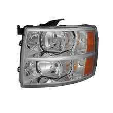 Carica l&#39;immagine nel visualizzatore di Gallery, Xtune Chevy Silverado 07-13 Crystal Headlights Left HD-JH-CS07-OEM-L