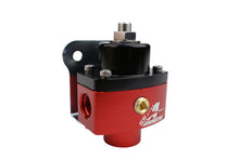 Cargar imagen en el visor de la galería, Aeromotive Carbureted Adjustable Regulator - Billet 2-Port AN-6