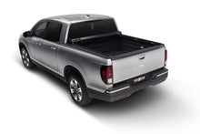 Laden Sie das Bild in den Galerie-Viewer, Truxedo 17-20 Honda Ridgeline 4ft 8in Lo Pro Bed Cover