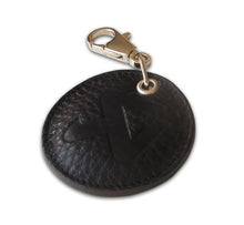 Charger l&#39;image dans la galerie, Akrapovic Round Leather Keychain - black