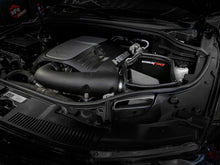 Charger l&#39;image dans la galerie, aFe Magnum FORCE Pro Dry S Cold Air Intake System 11-19 Jeep Grand Cherokee (WK2) V8-5.7L