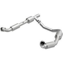 Cargar imagen en el visor de la galería, MagnaFlow Conv Direct Fit 05-06 Ford E-350 Super Duty 5.4L