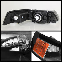 Carica l&#39;immagine nel visualizzatore di Gallery, Xtune Ford MUStang 99-04 OEM Amber Headlights Black HD-JH-FM99-AM-BK